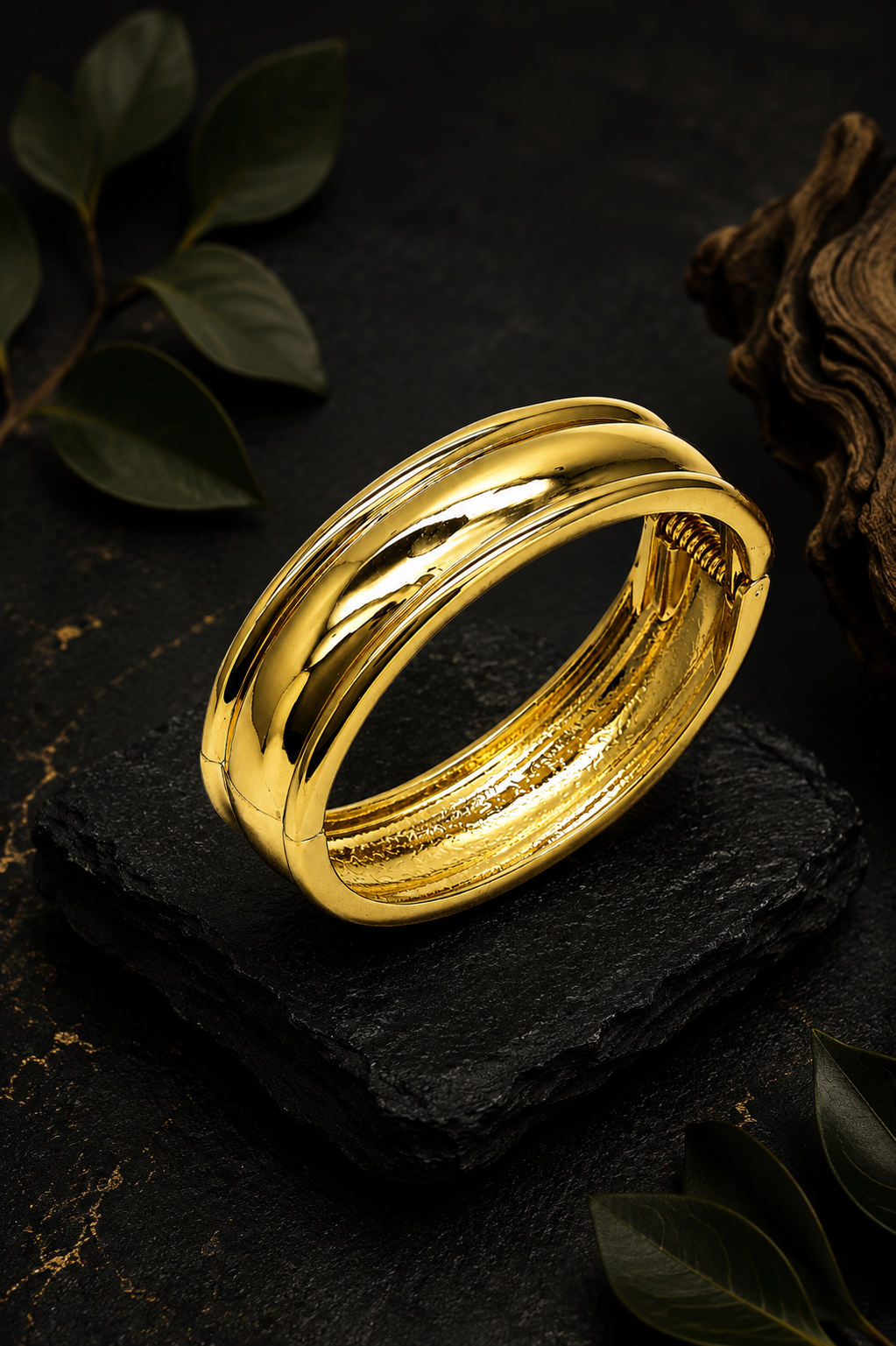 Elan Bangle