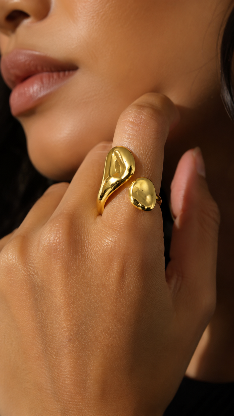 Forma Adjustable Ring